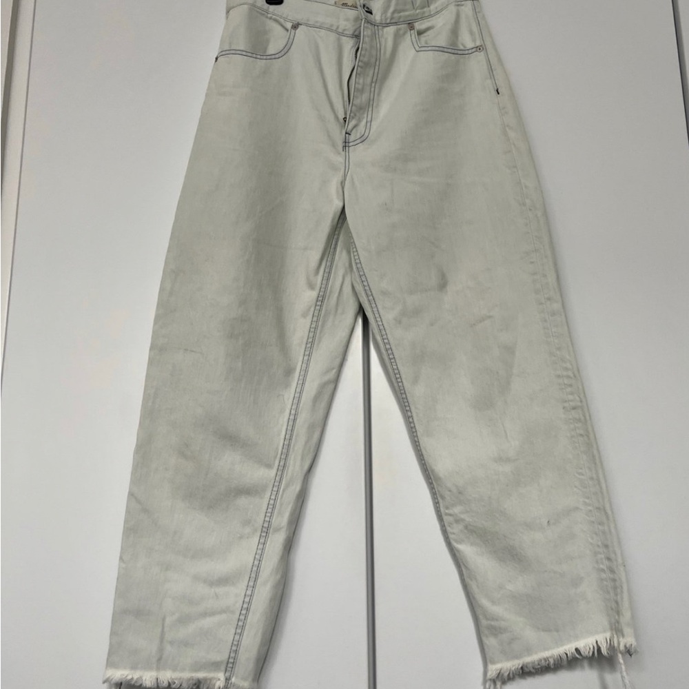 Madewell Gray Cropped Ankle Jeans with Distressed Hem